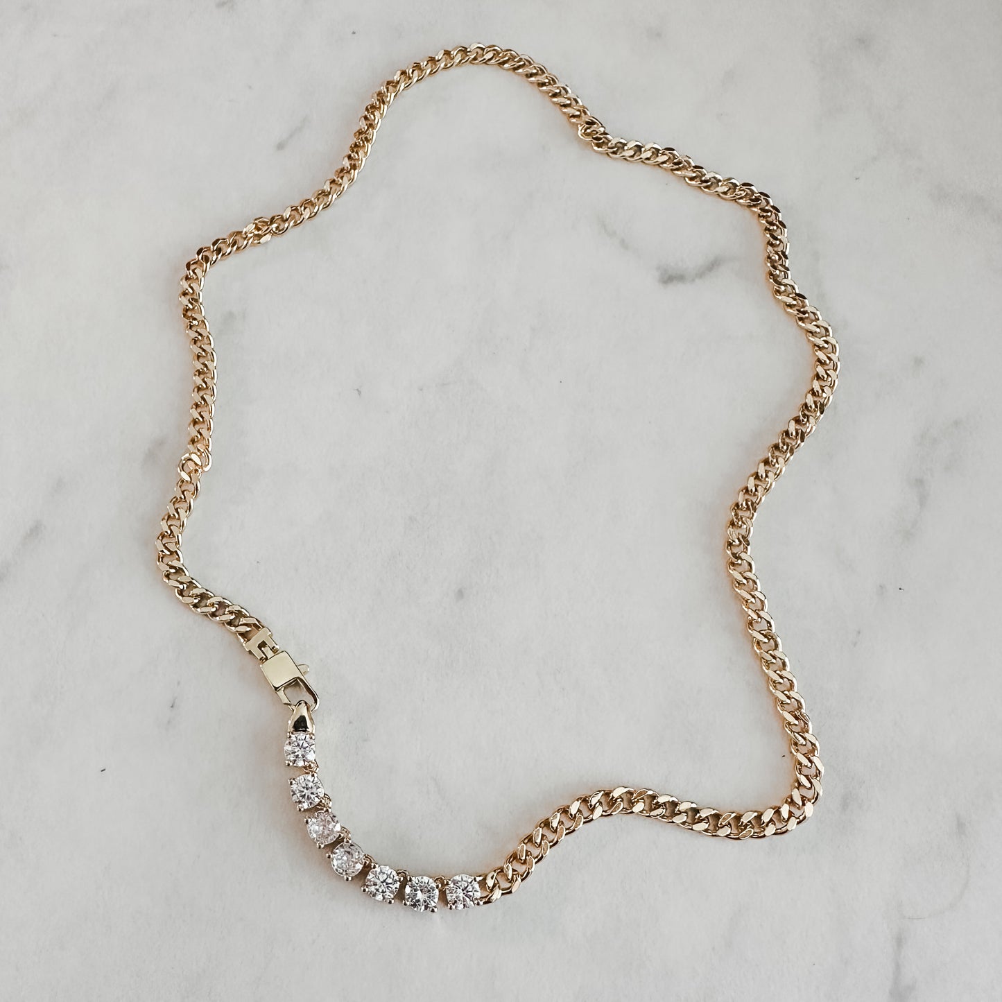 The Must Necklace
