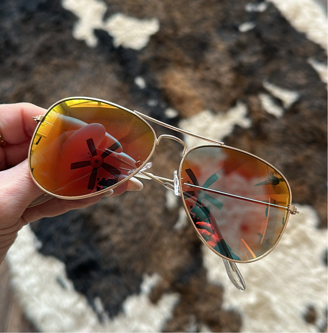 Mirrored Aviator Sunnies